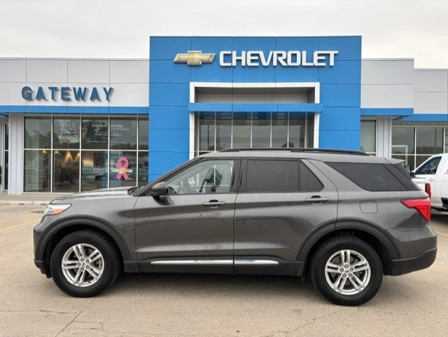 2020 Ford Explorer XLT in Grey — front three-quarter view