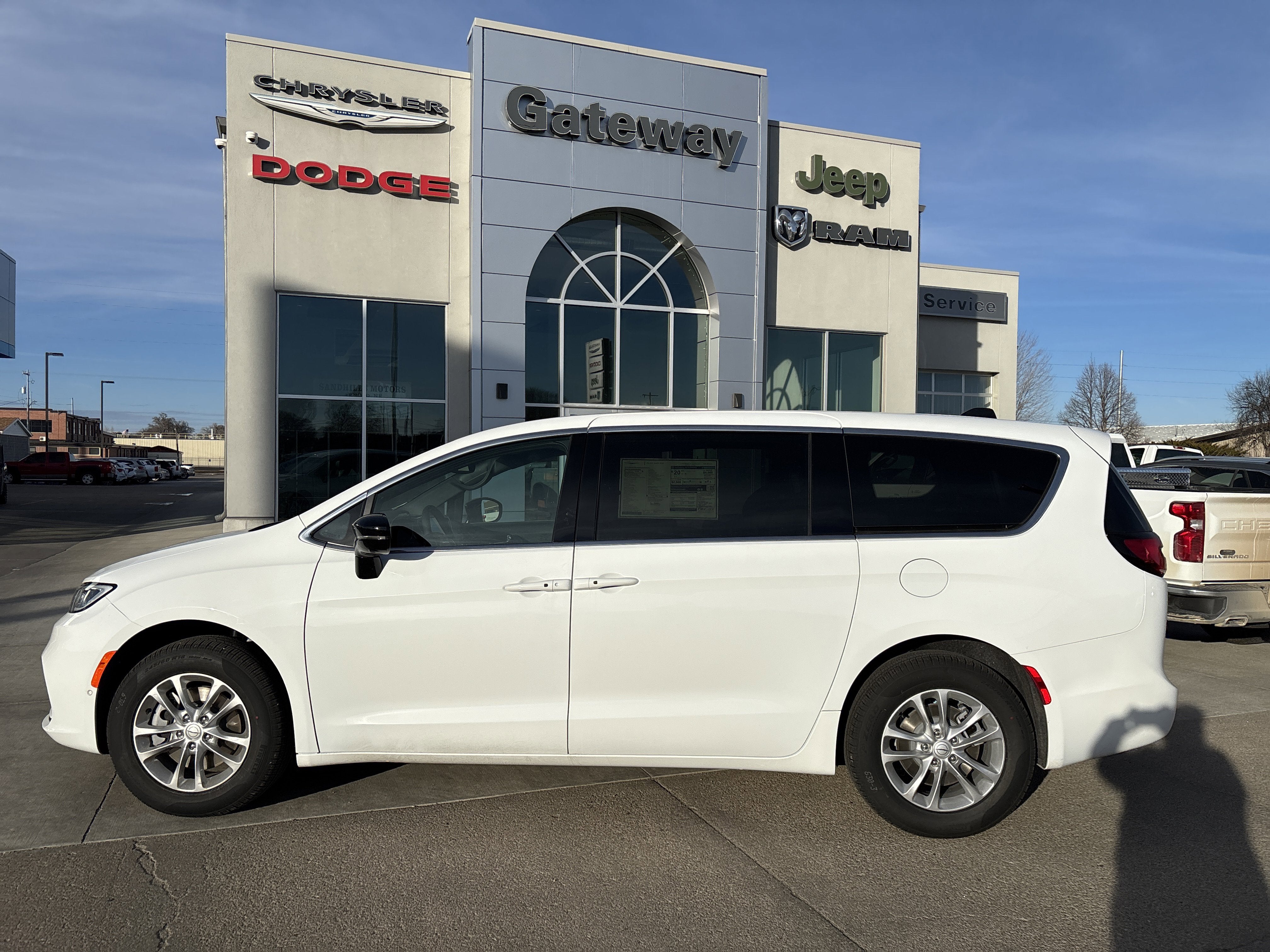 2026 Chrysler Pacifica PACIFICA SELECT AWD in Bright White Clear-Coat Exterior Paint — front three-quarter view